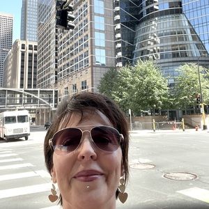 Meet your Posher, Cathy